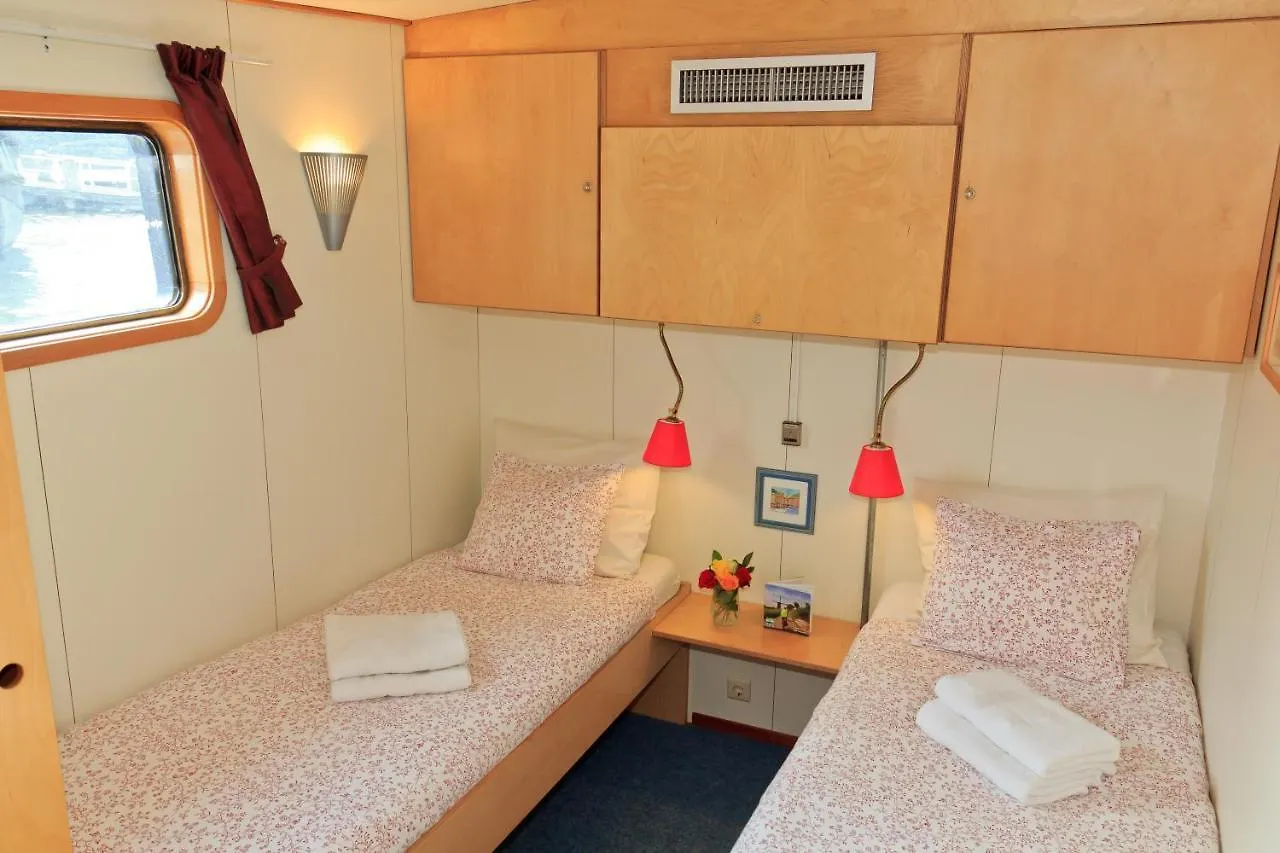 Hotelboat Fleur Amsterdam 2*,  Nederländerna
