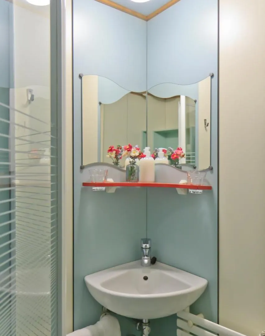 Hotelboat Fleur Амстердам Отель